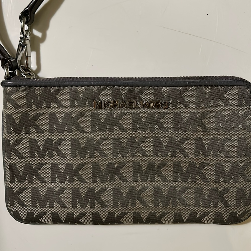 Michael Kors Wristlet